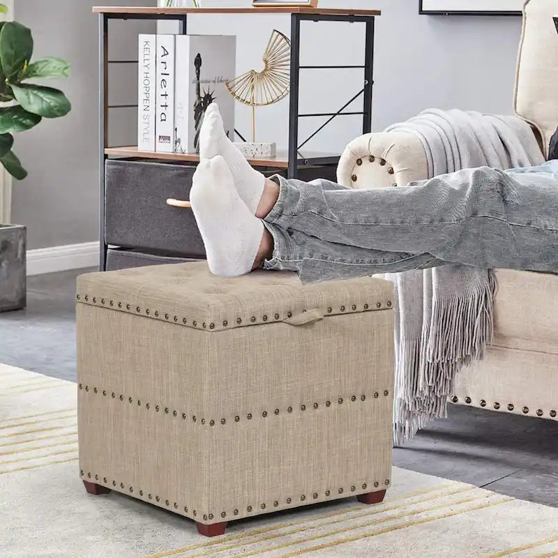 Quadratischer Hocker aus Stoff mit Stauraum und Tablett