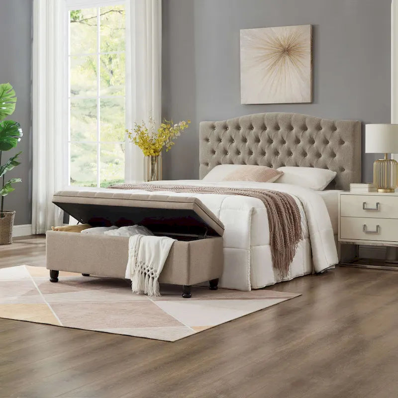 Storage Ottoman Bench with Tufted Upholstery and Hidden Storage