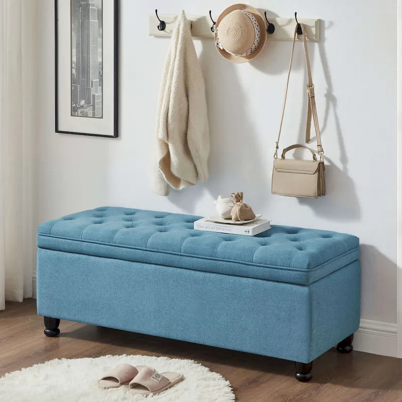 Panca pouf contenitore con rivestimento trapuntato e vano contenitore nascosto