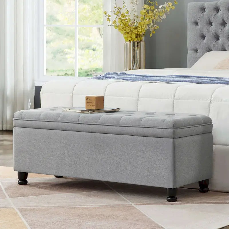 Panca pouf contenitore con rivestimento trapuntato e vano contenitore nascosto