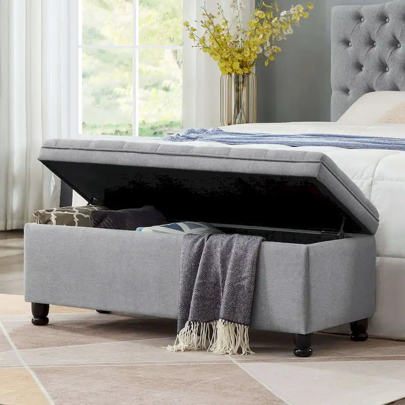Panca pouf contenitore con rivestimento trapuntato e vano contenitore nascosto