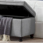 Panca pouf contenitore con rivestimento trapuntato e vano contenitore nascosto